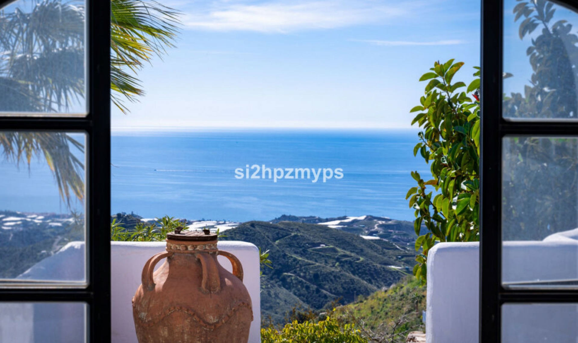 Resale - House -
Sayalonga