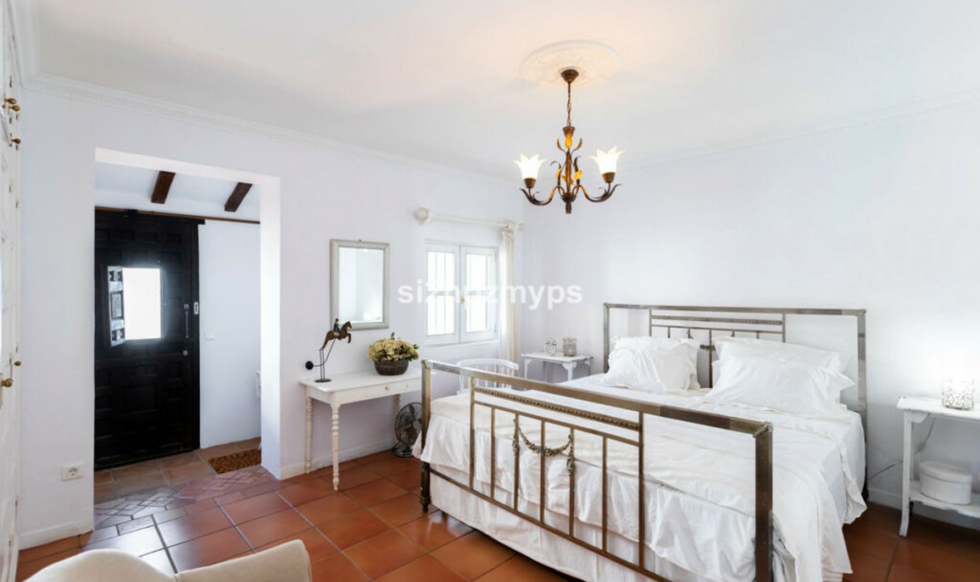 Resale - House -
Sayalonga