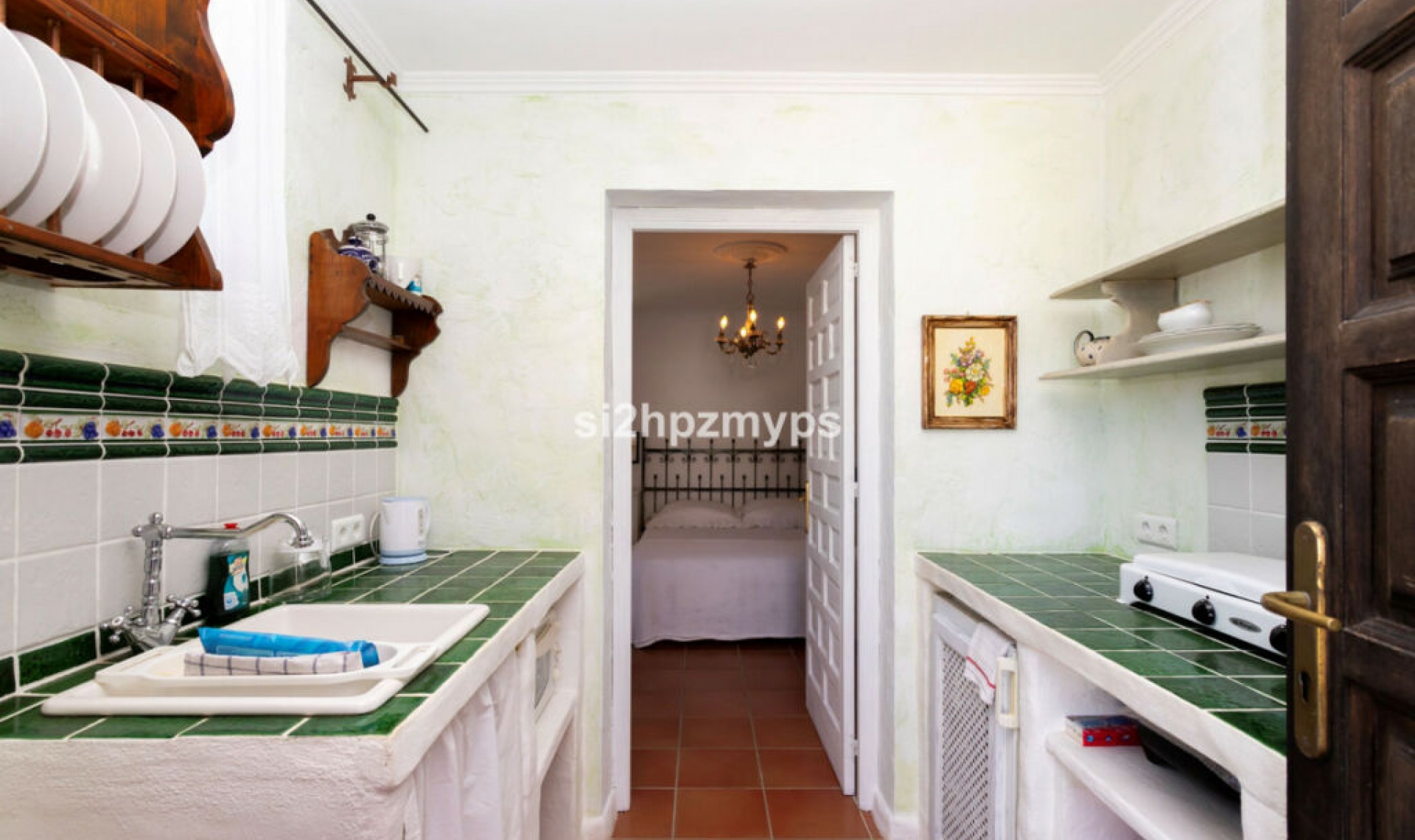 Resale - House -
Sayalonga