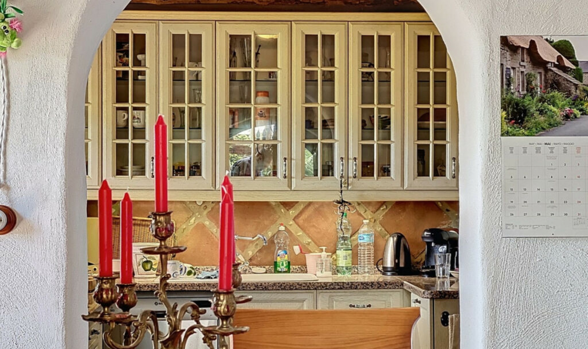 Resale - House -
Sayalonga