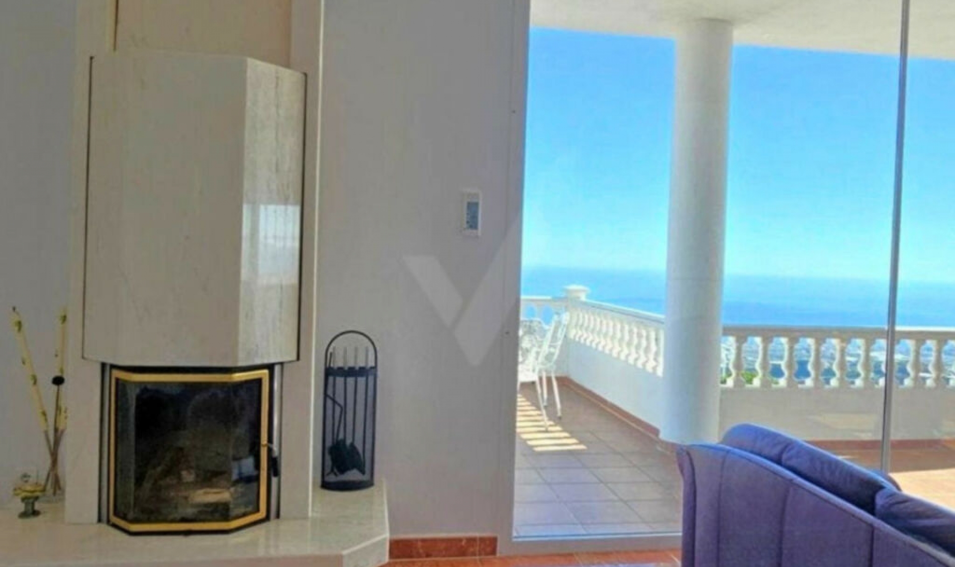 Resale - House -
Sayalonga