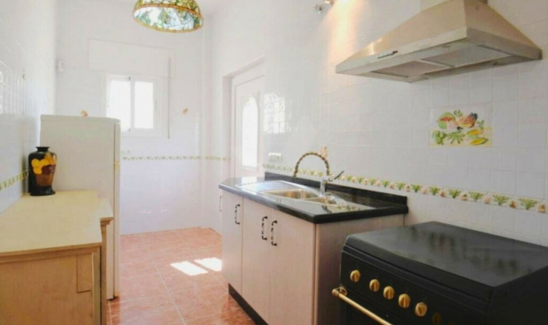 Resale - House -
Sayalonga