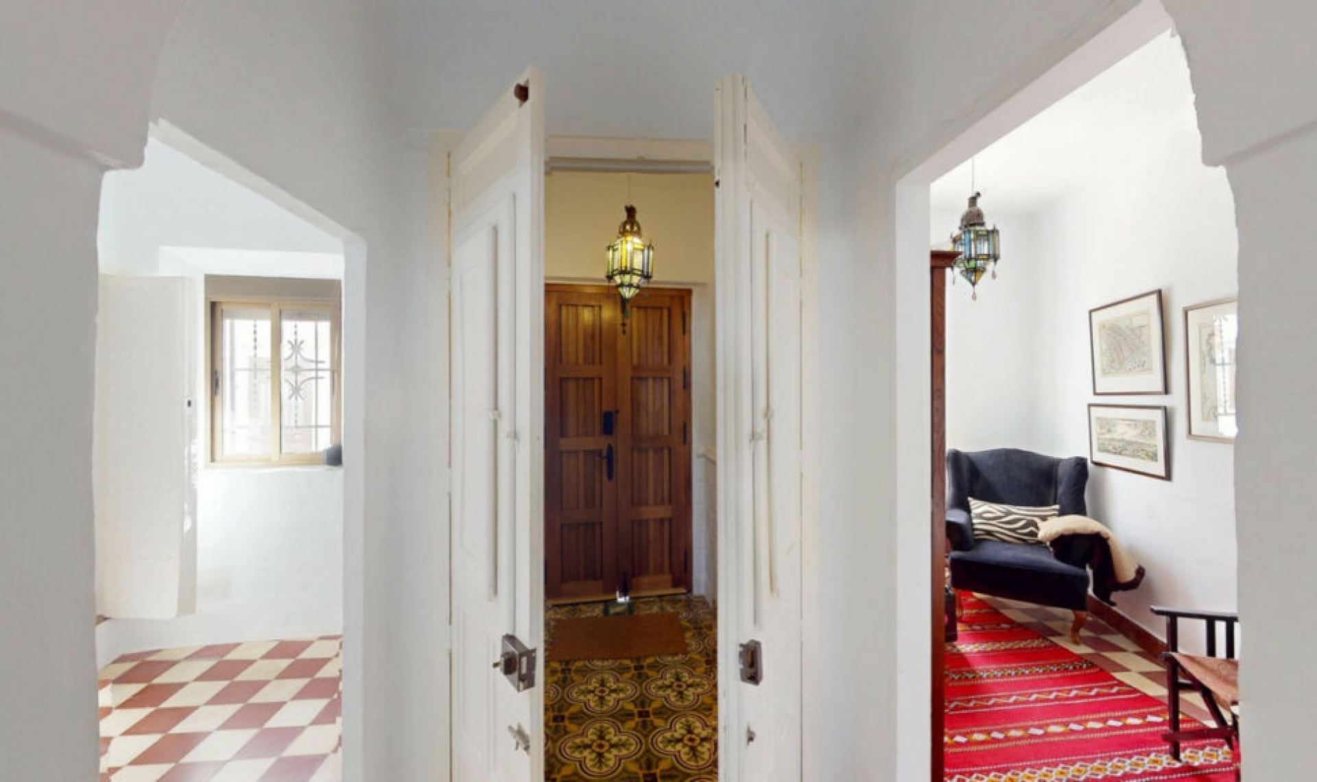 Resale - House -
Sedella