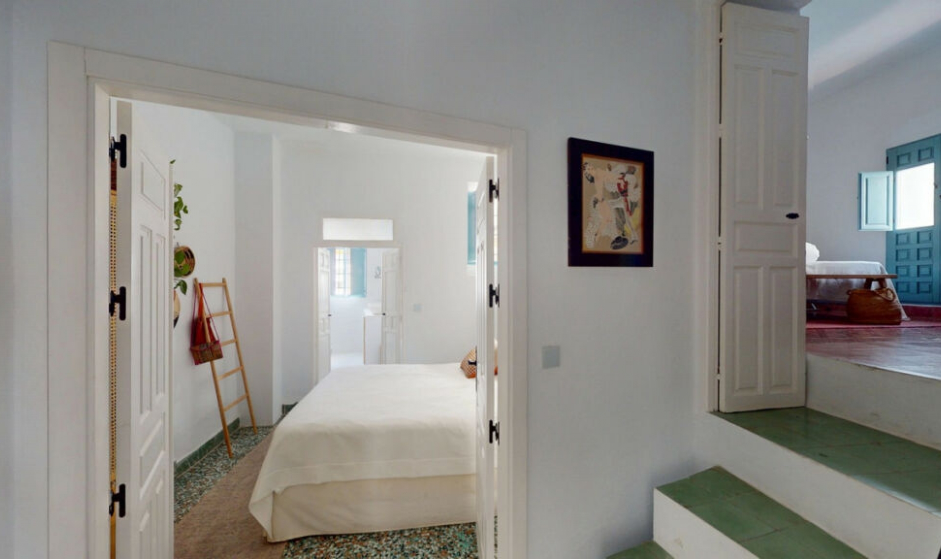 Resale - House -
Sedella