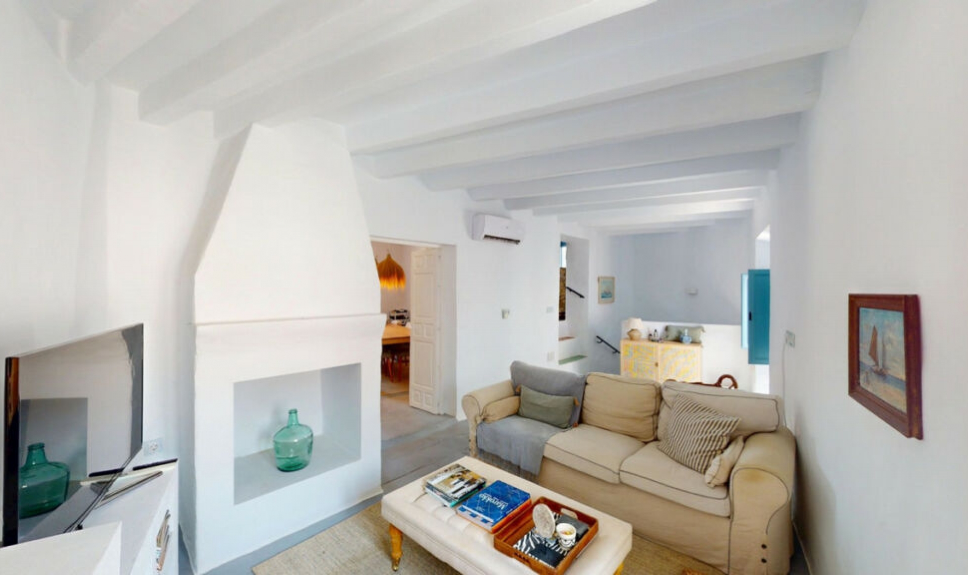 Resale - House -
Sedella