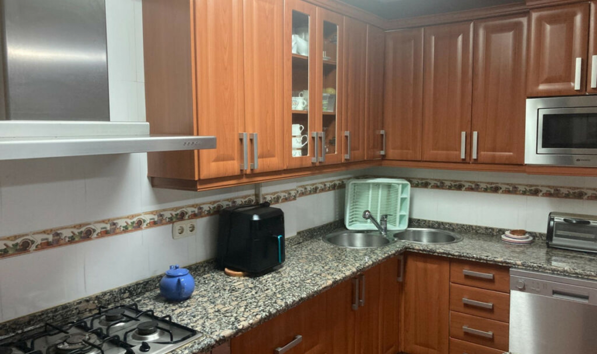 Resale - House -
Selwo