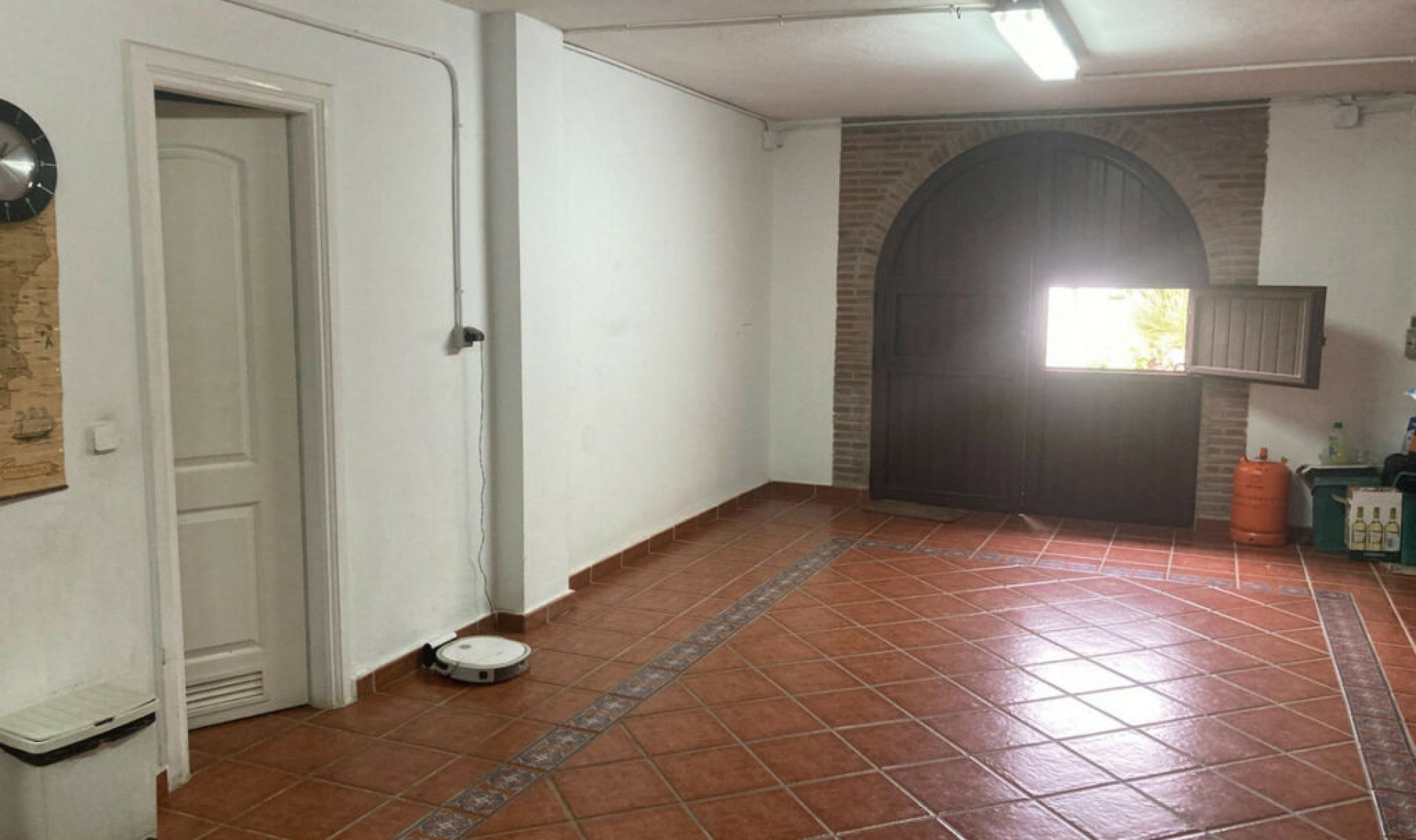 Resale - House -
Selwo