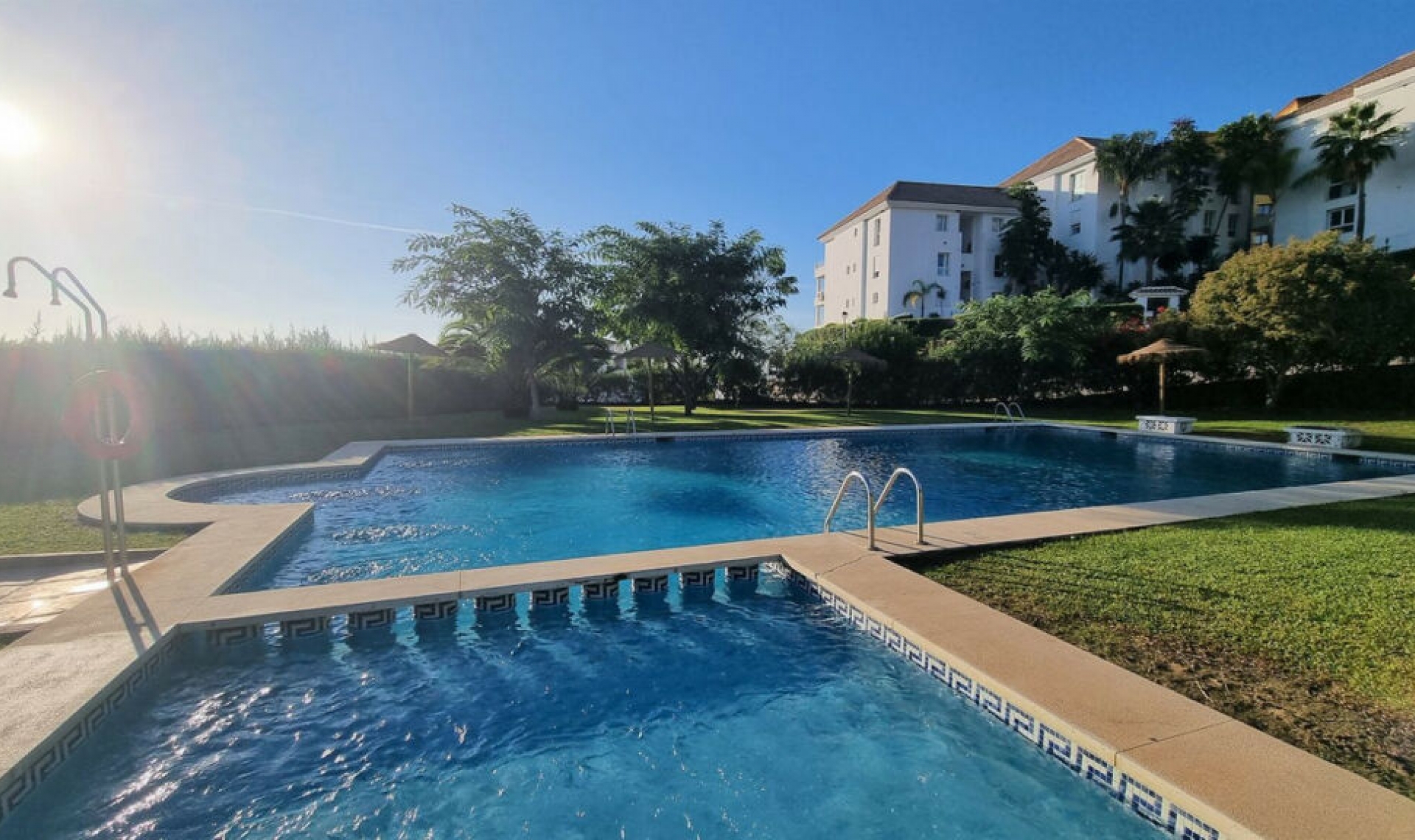 Resale - House -
Selwo