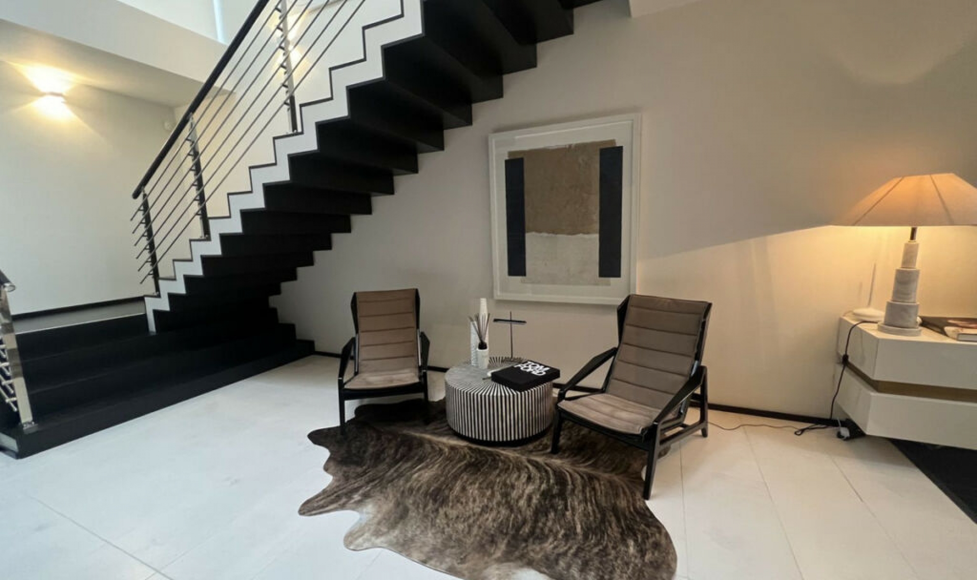 Resale - House -
Sierra Blanca