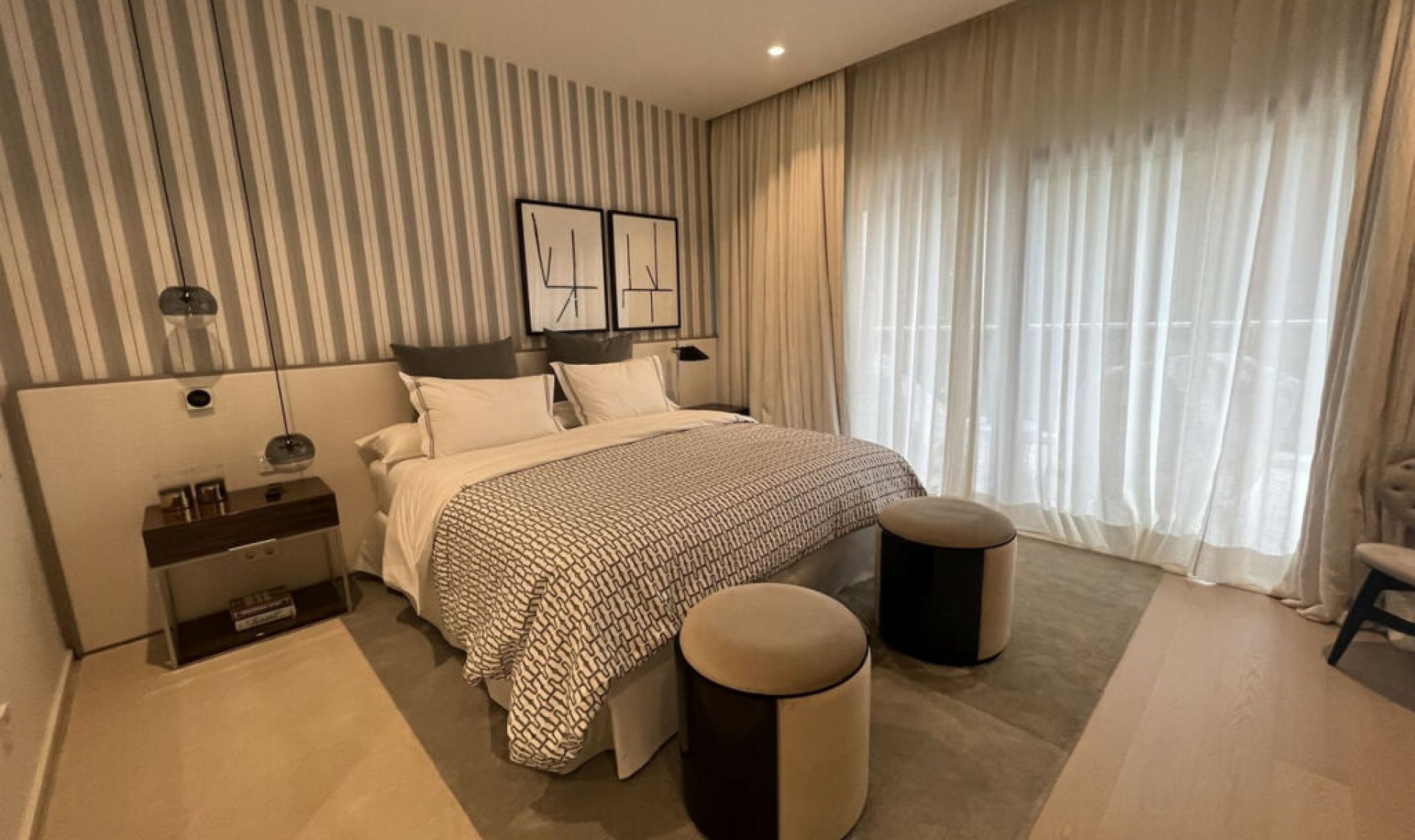 Resale - House -
Sierra Blanca