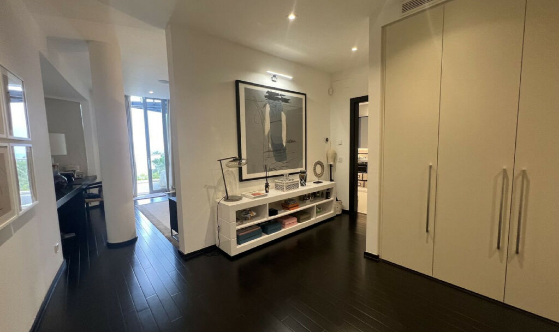 Resale - House -
Sierra Blanca