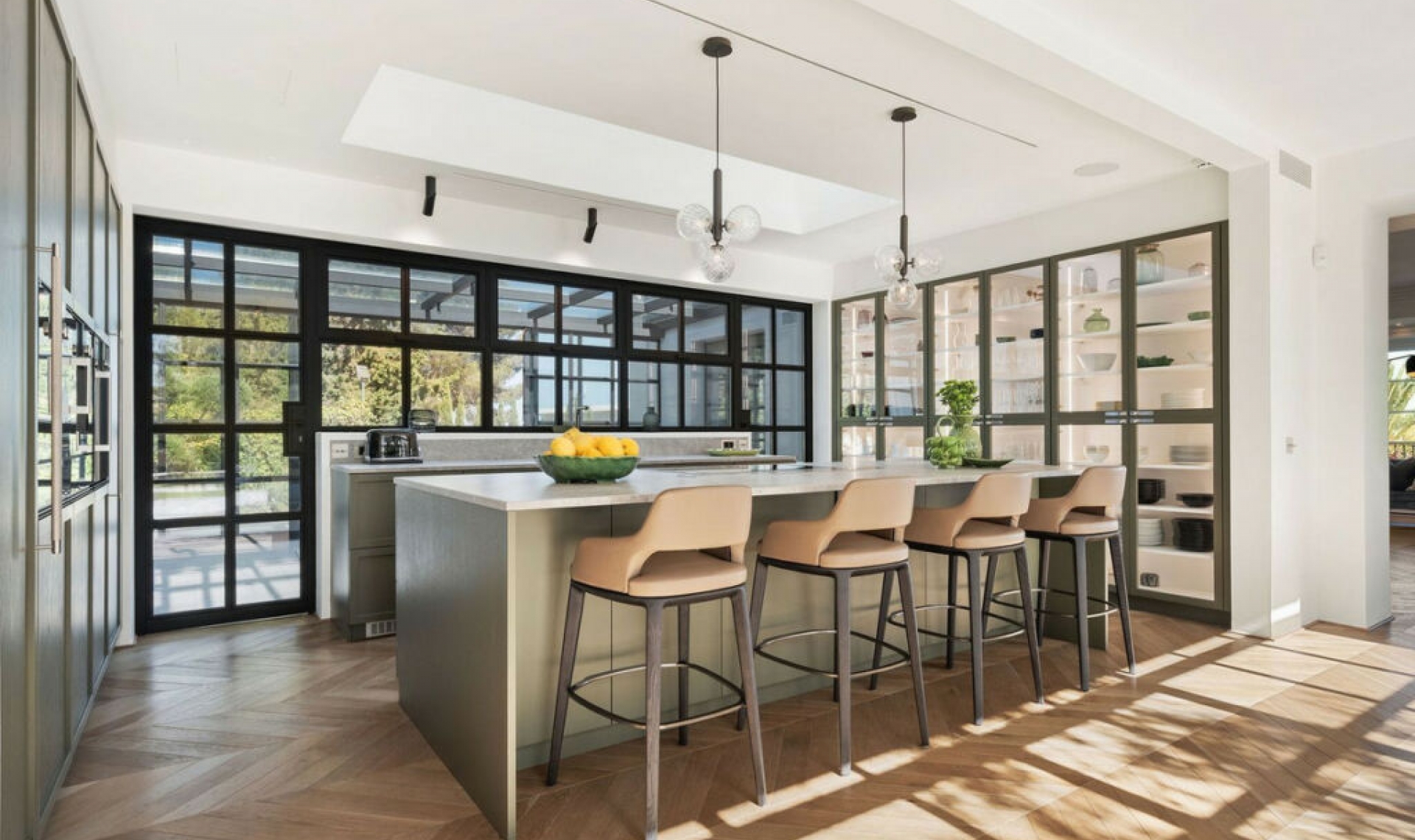 Resale - House -
Sierra Blanca