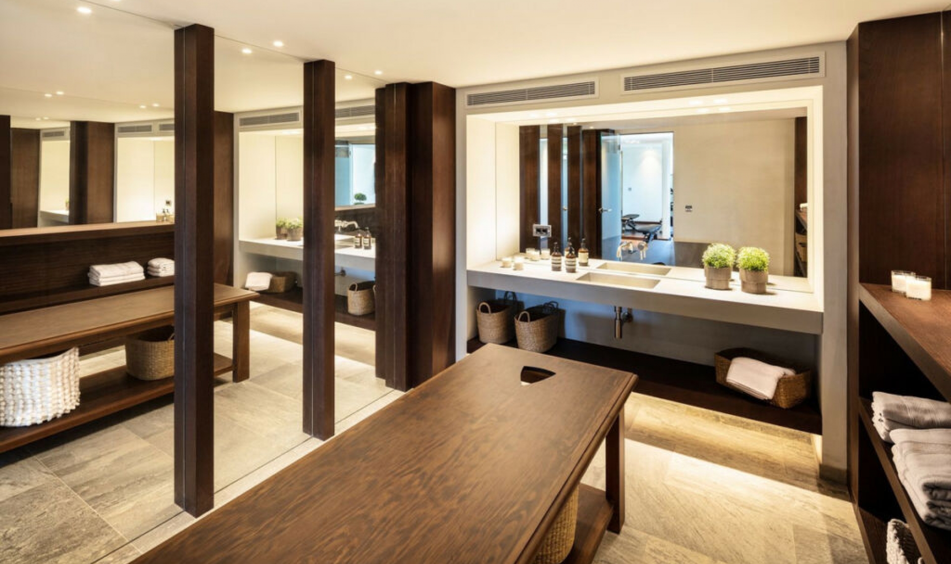 Resale - House -
Sierra Blanca