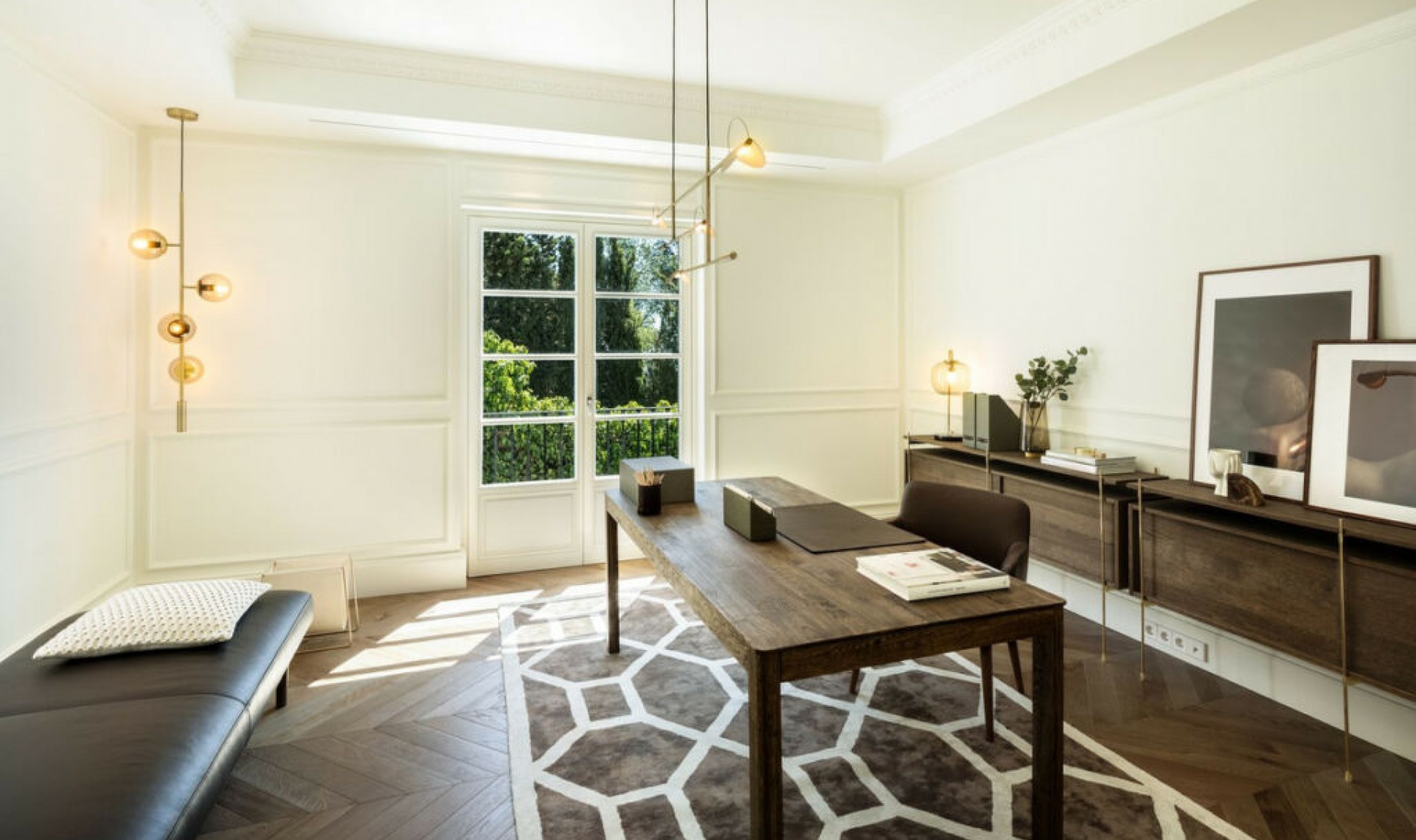 Resale - House -
Sierra Blanca