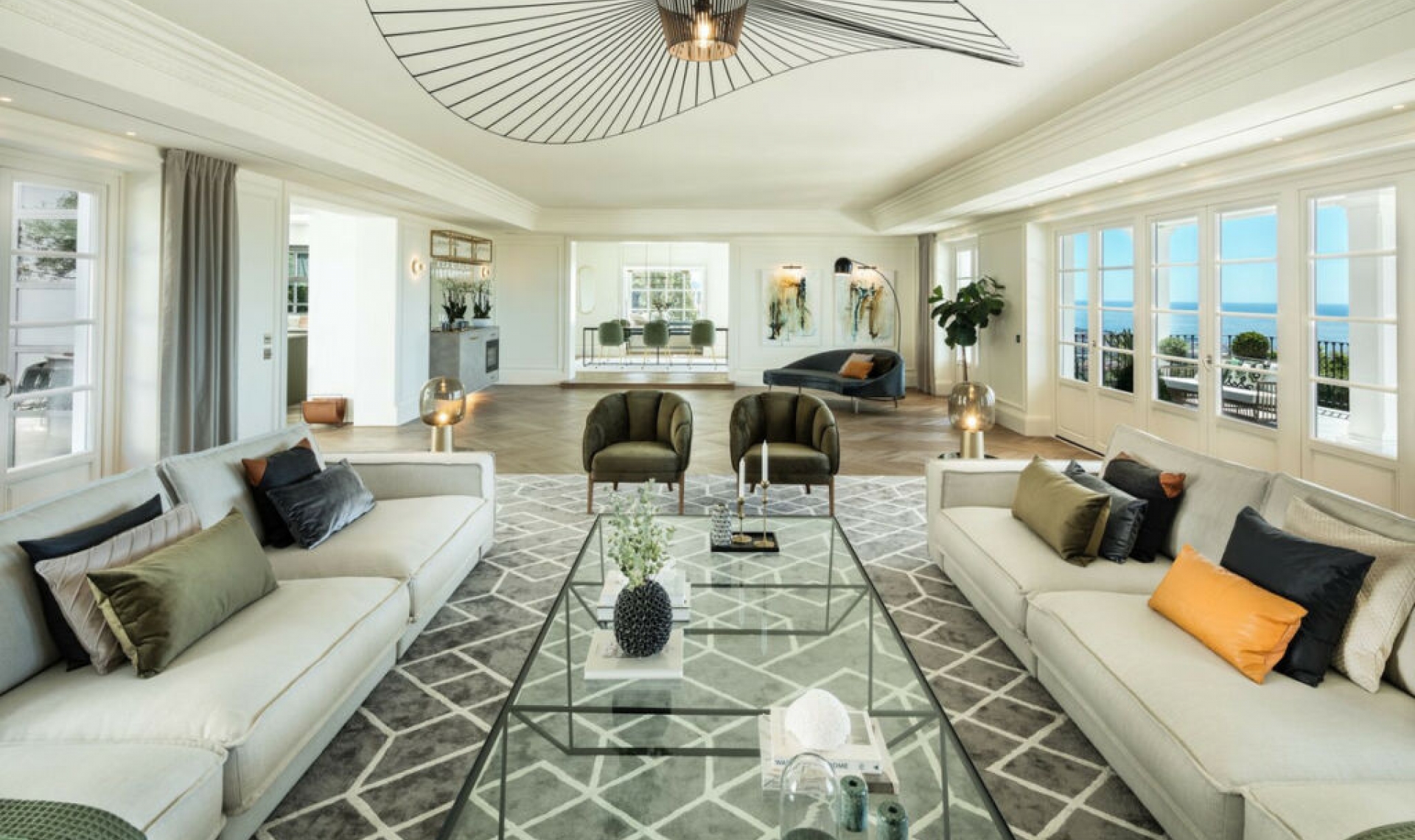 Resale - House -
Sierra Blanca