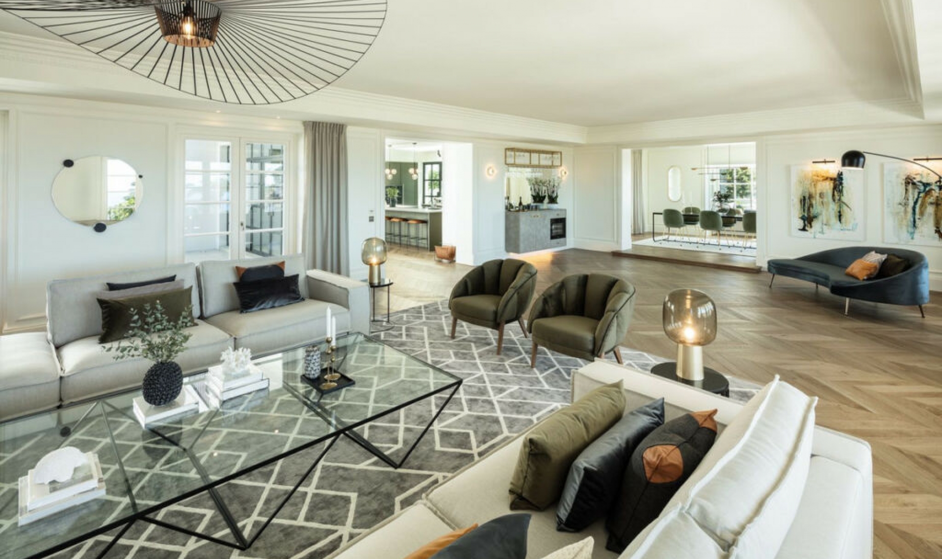 Resale - House -
Sierra Blanca