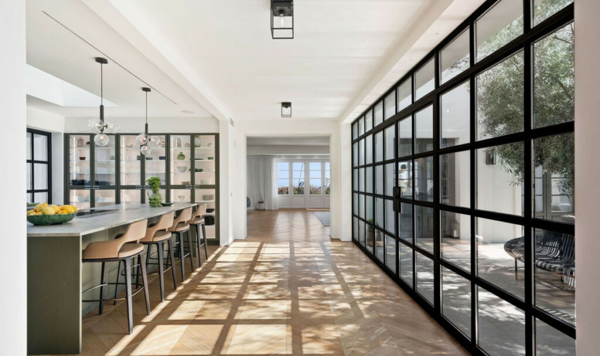 Resale - House -
Sierra Blanca