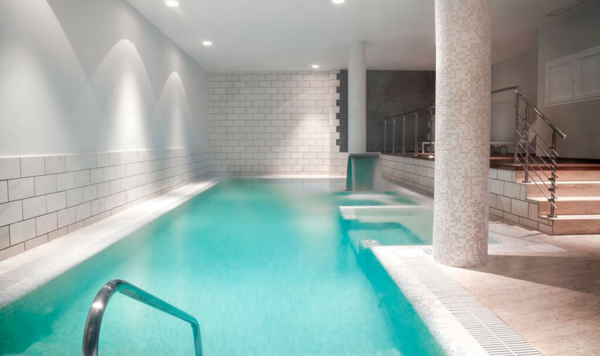 Resale - House -
Sierra Blanca