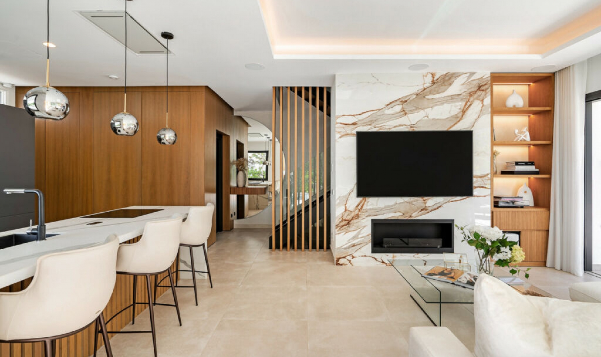 Resale - House -
Sierra Blanca