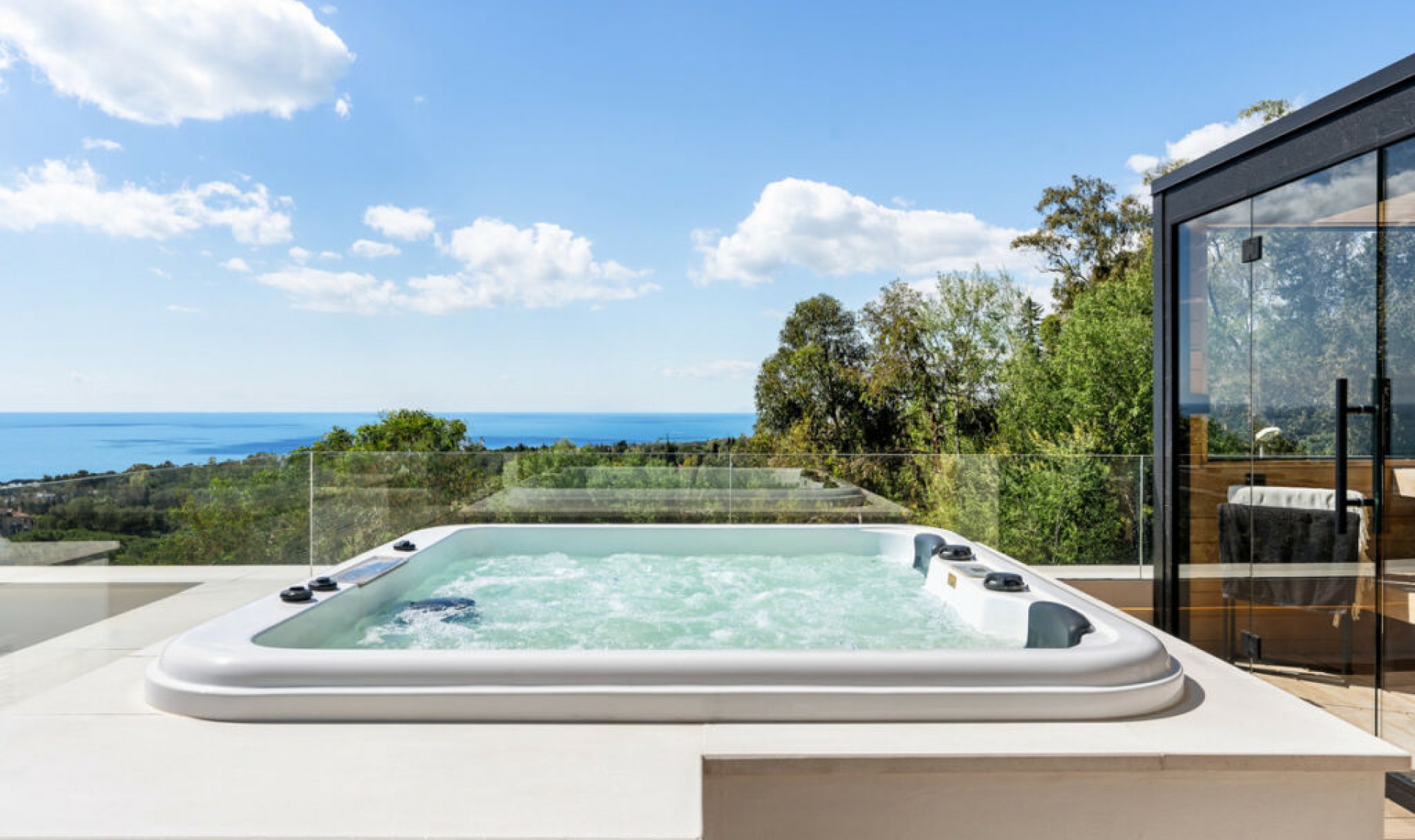 Resale - House -
Sierra Blanca