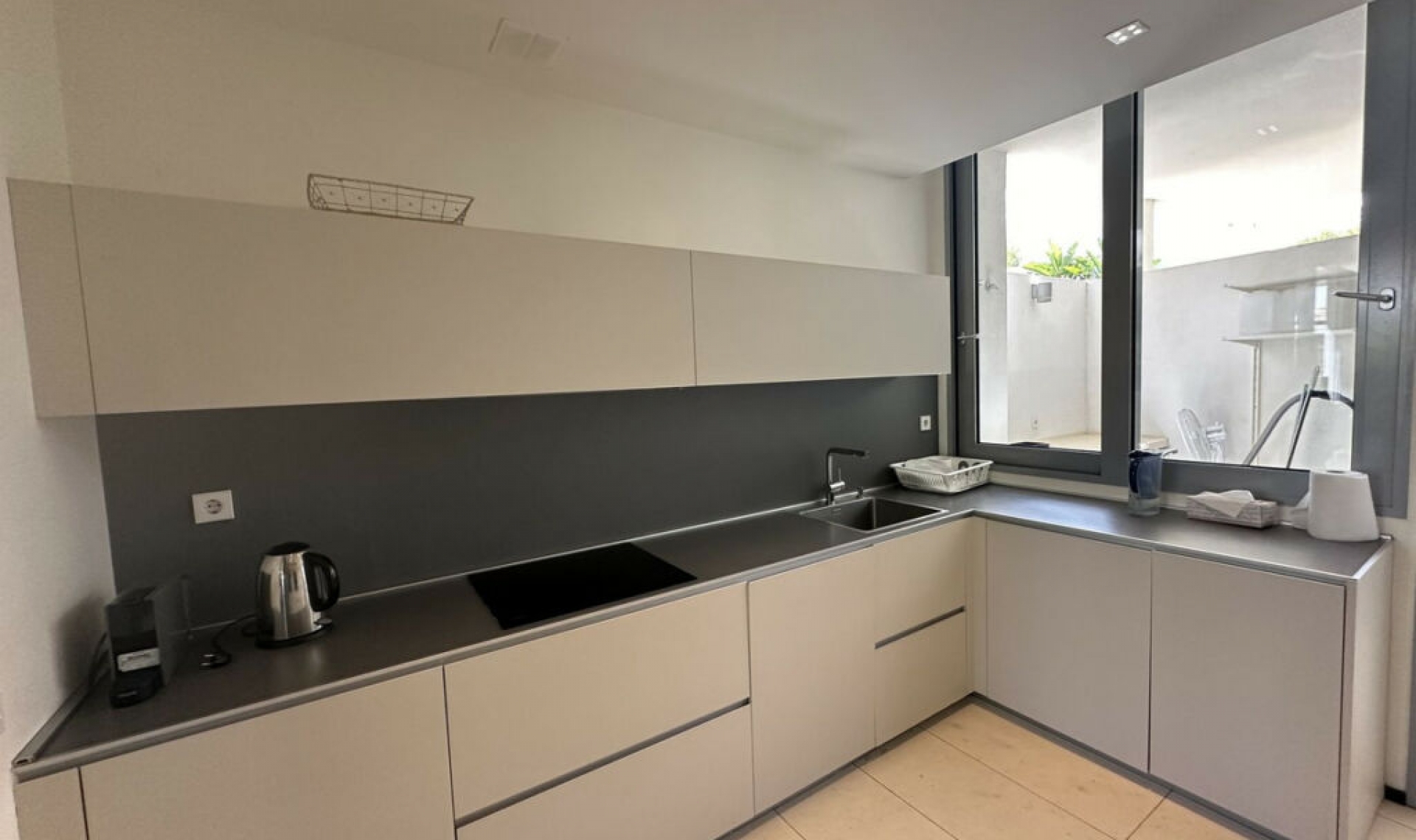 Resale - House -
Sierra Blanca