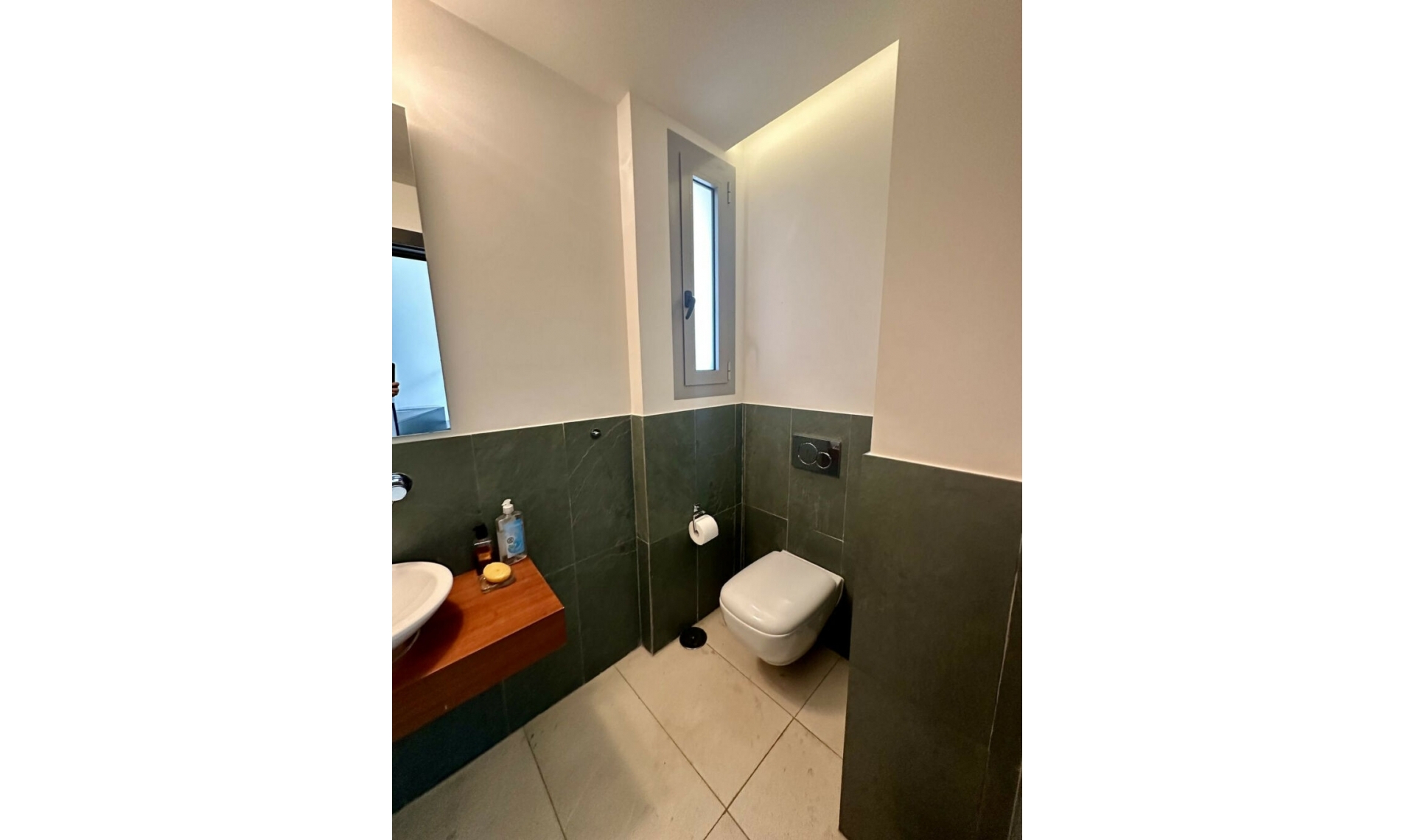 Resale - House -
Sierra Blanca