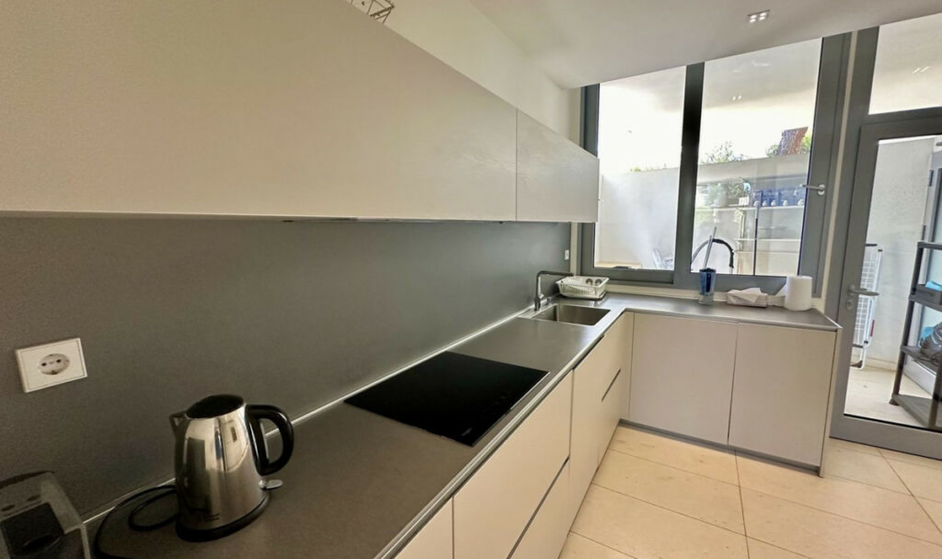 Resale - House -
Sierra Blanca