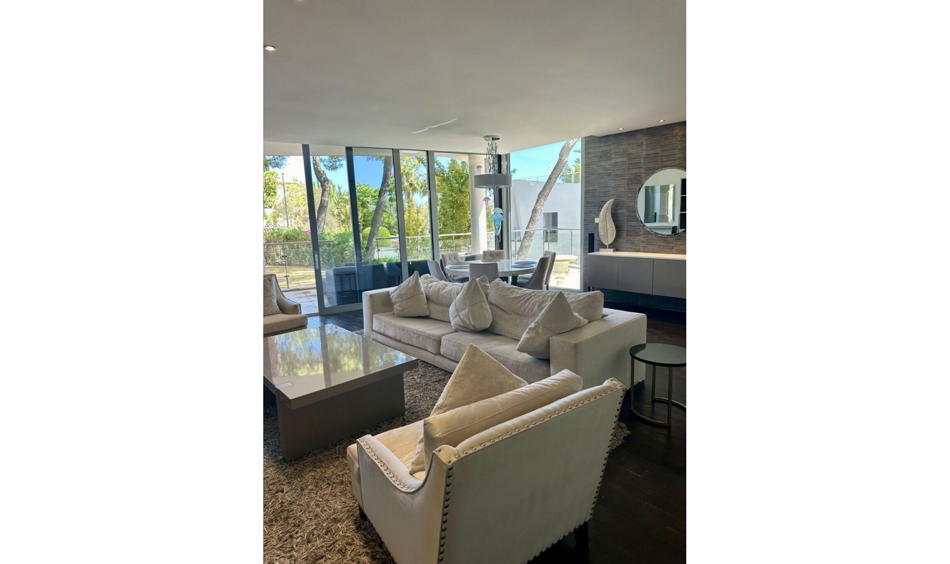 Resale - House -
Sierra Blanca