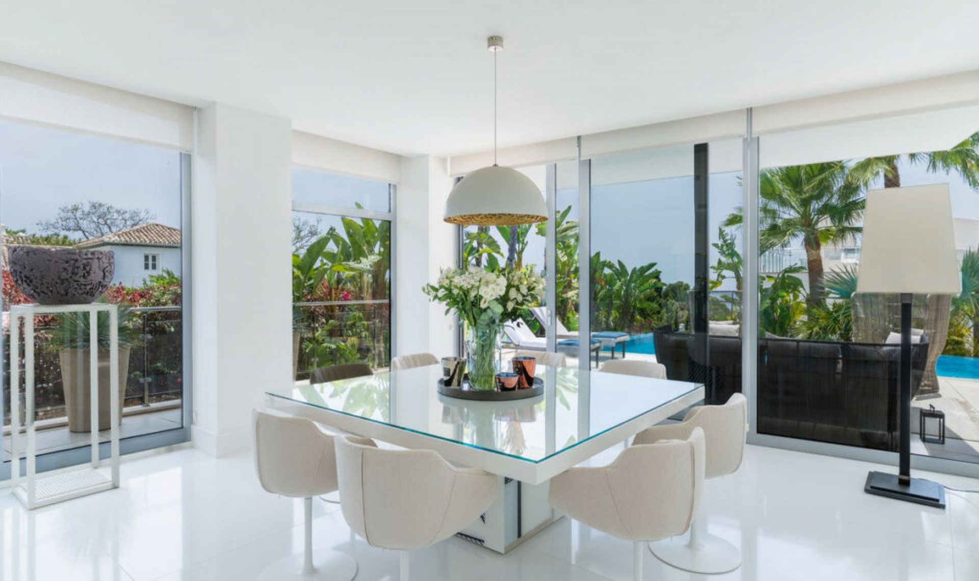 Resale - House -
Sierra Blanca