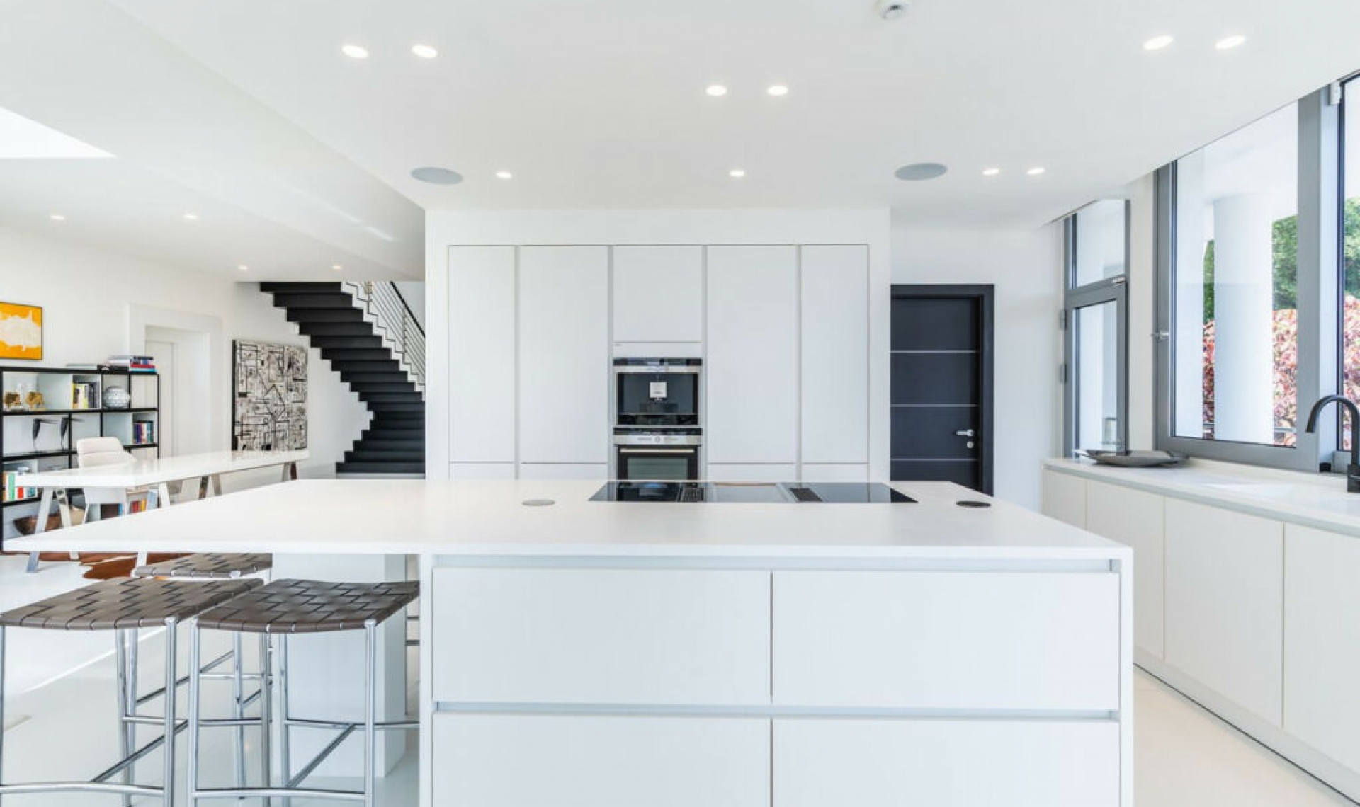 Resale - House -
Sierra Blanca