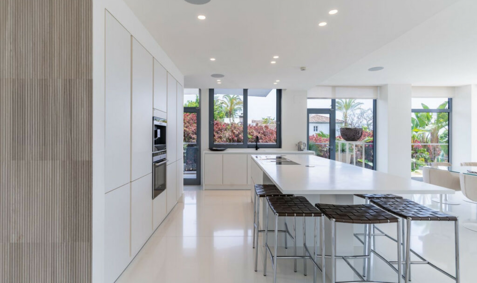 Resale - House -
Sierra Blanca