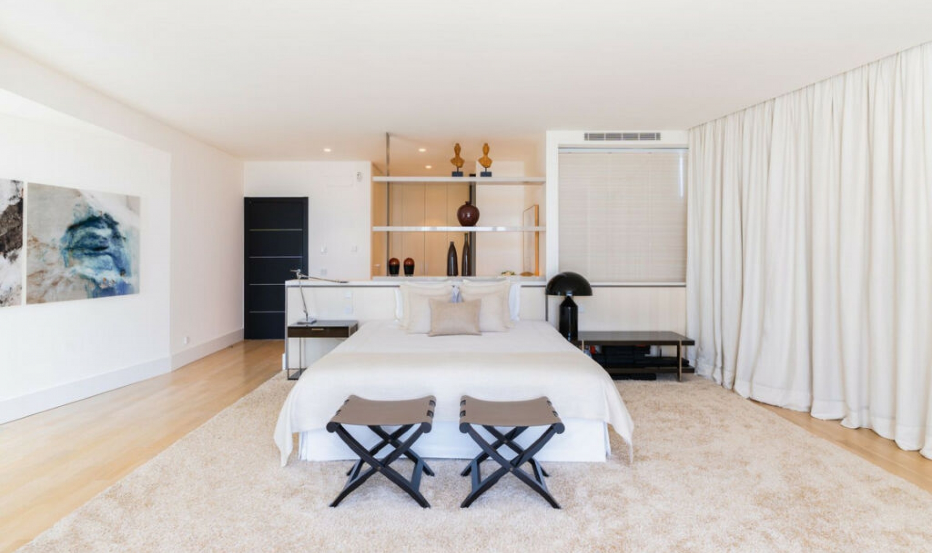 Resale - House -
Sierra Blanca