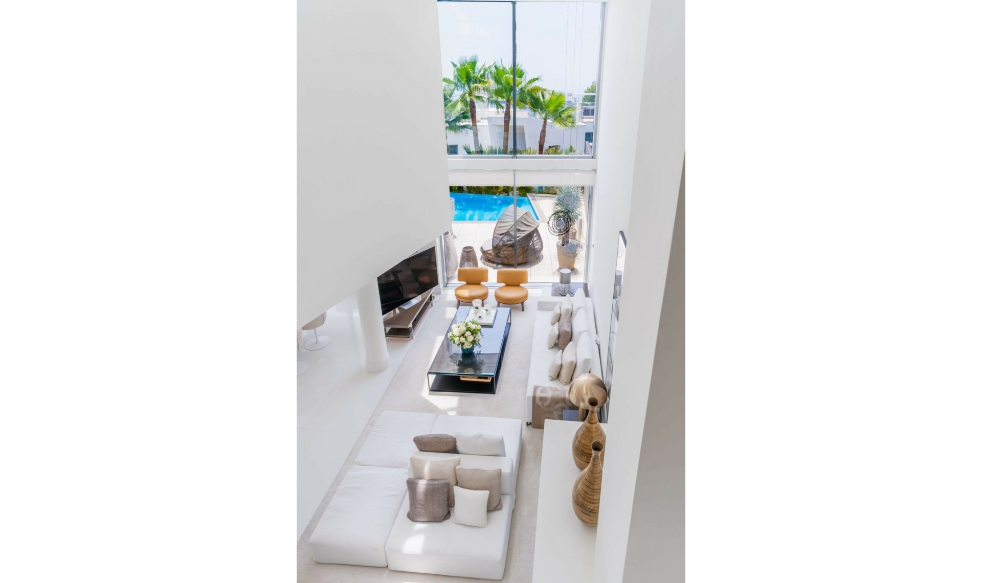 Resale - House -
Sierra Blanca