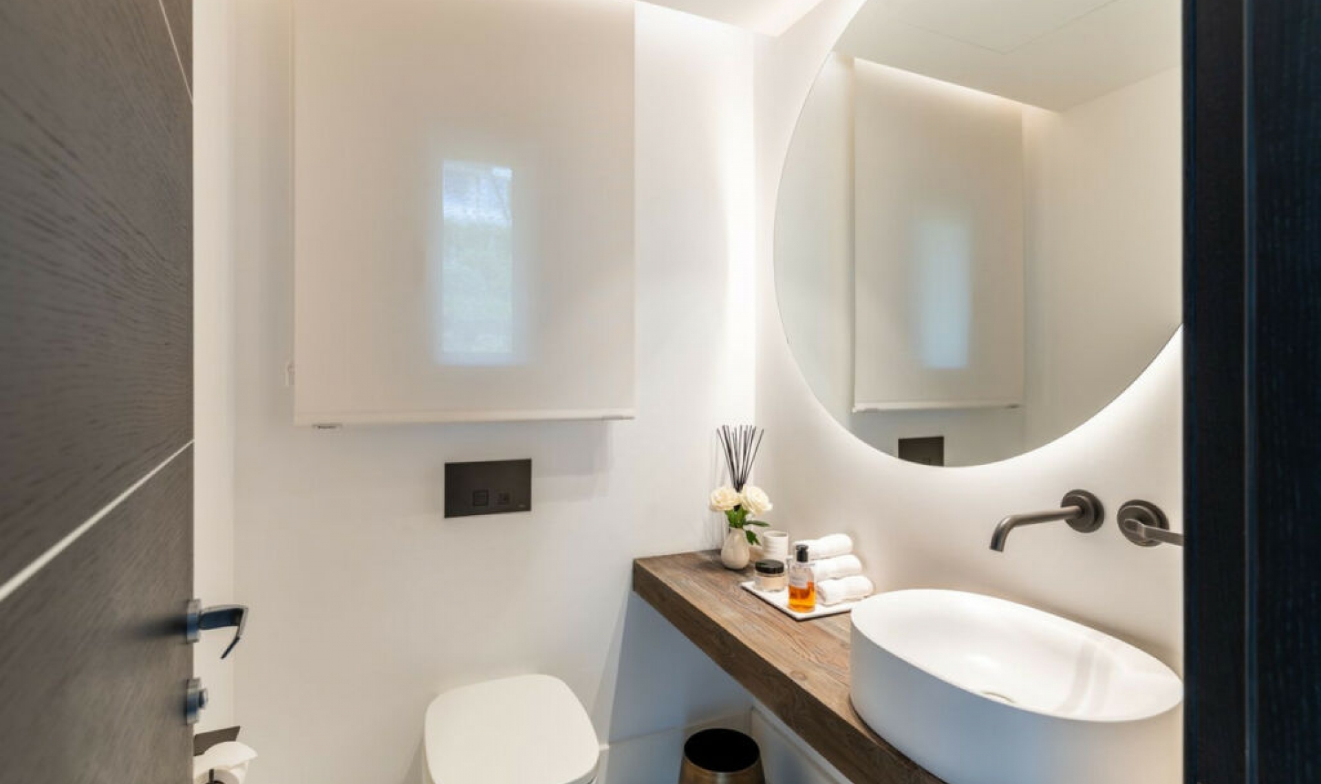 Resale - House -
Sierra Blanca