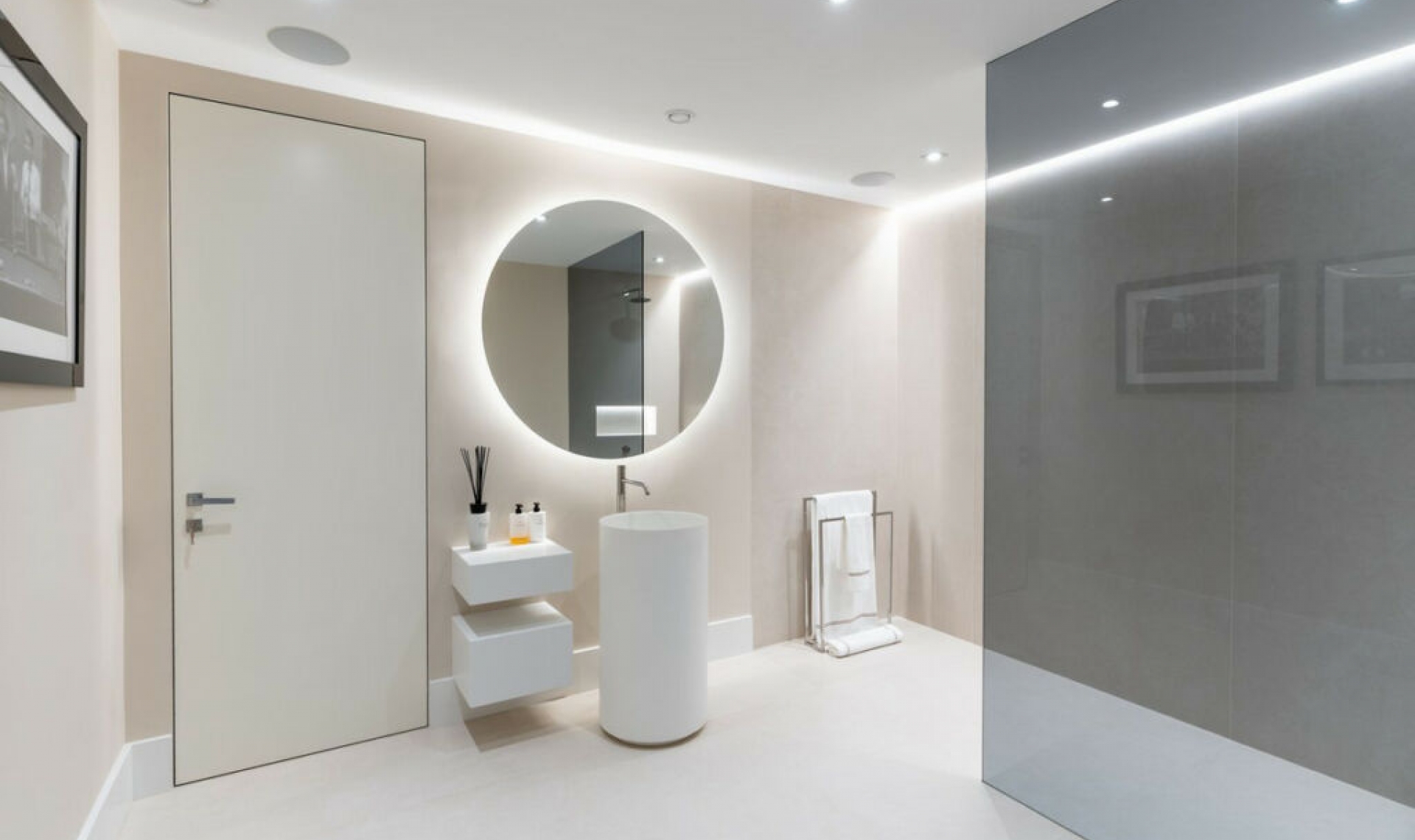 Resale - House -
Sierra Blanca