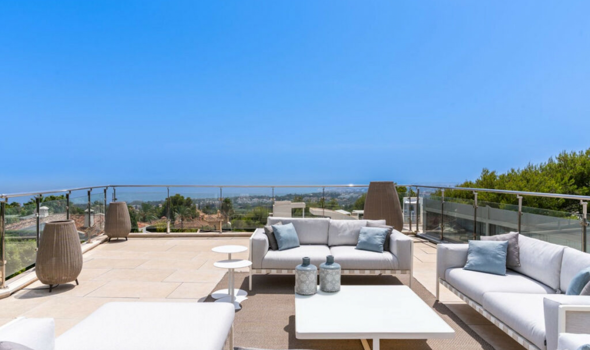 Resale - House -
Sierra Blanca