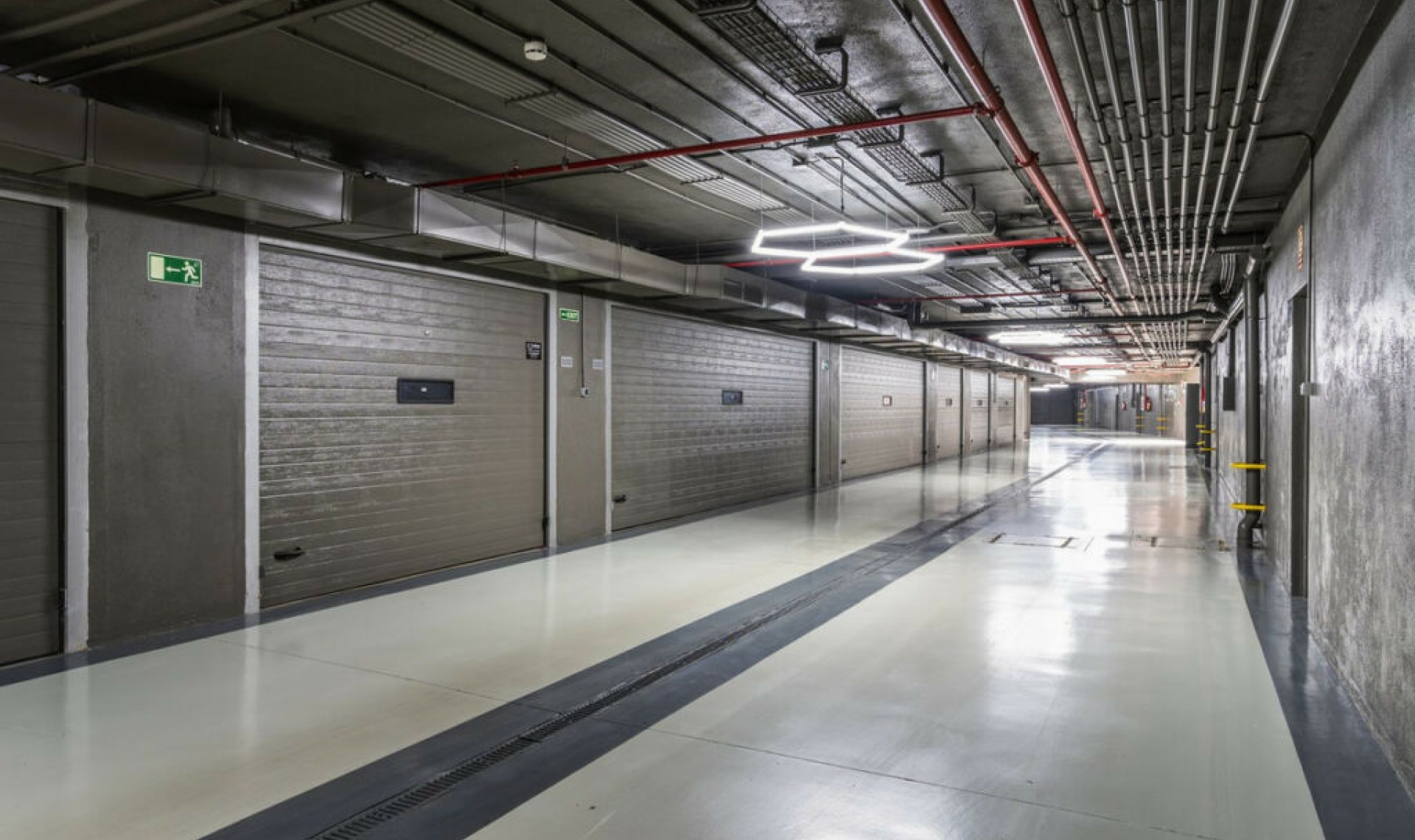 Resale - House -
Sierra Blanca