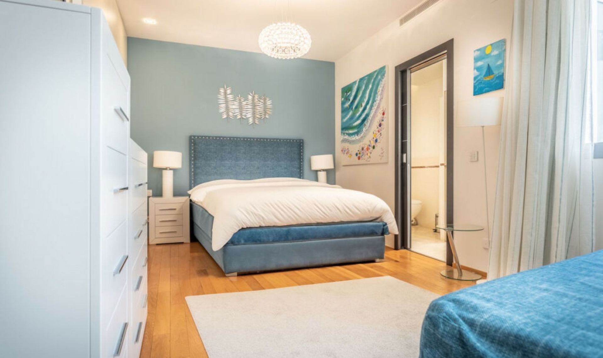 Resale - House -
Sierra Blanca