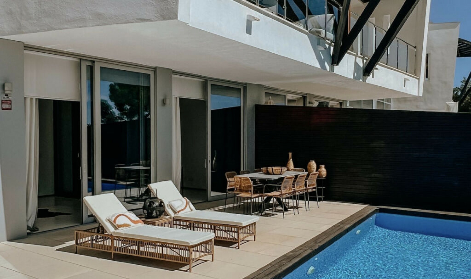 Resale - House -
Sierra Blanca