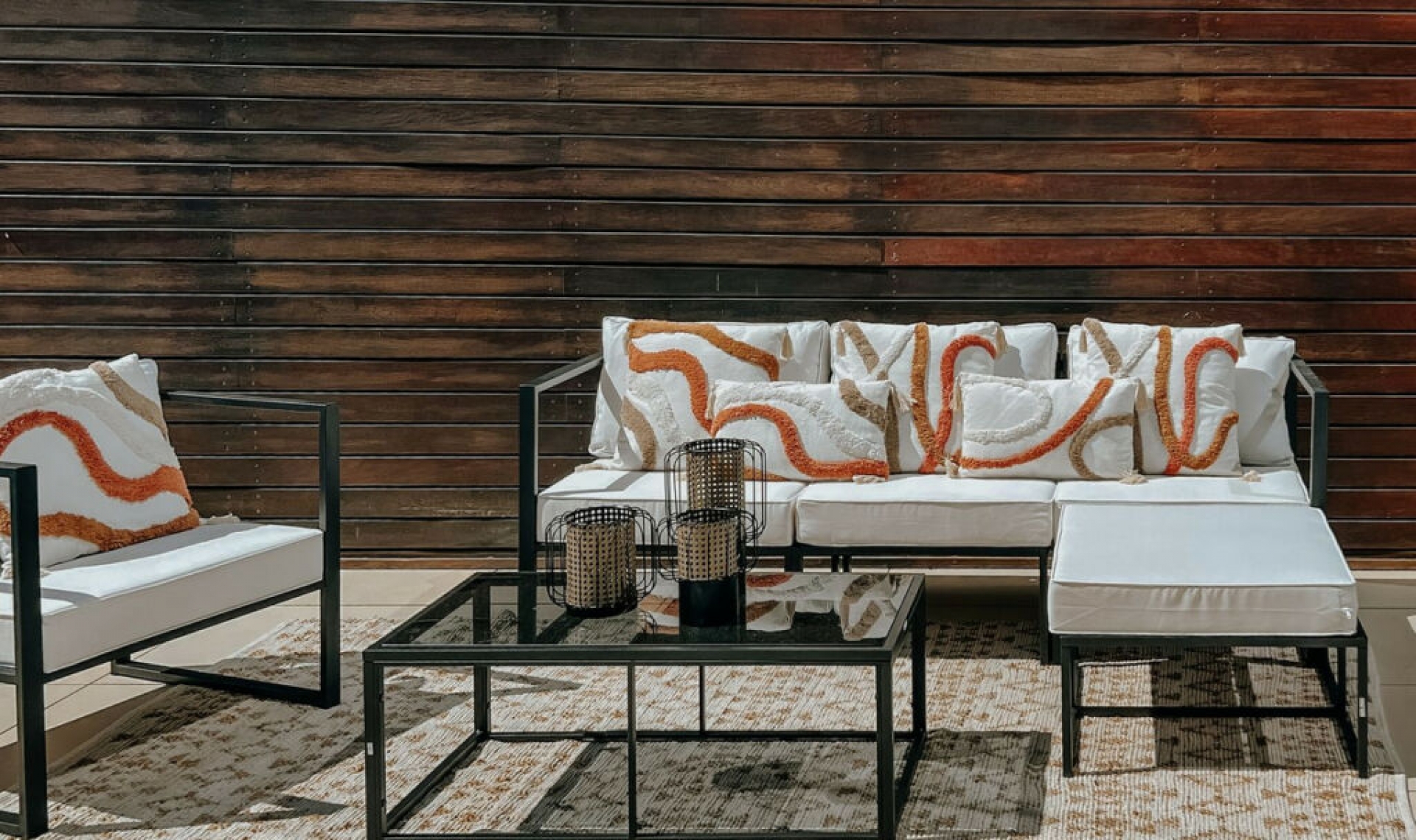 Resale - House -
Sierra Blanca