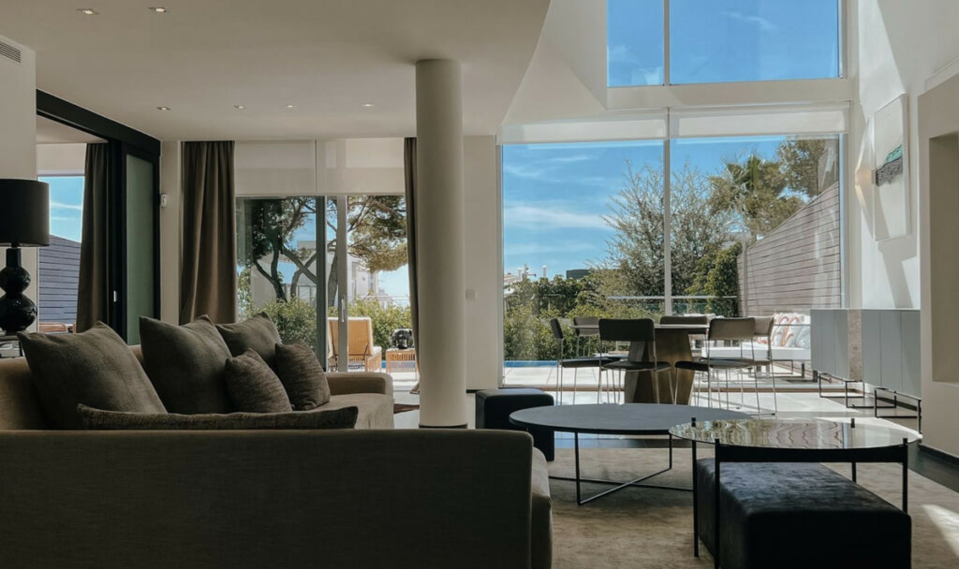 Resale - House -
Sierra Blanca