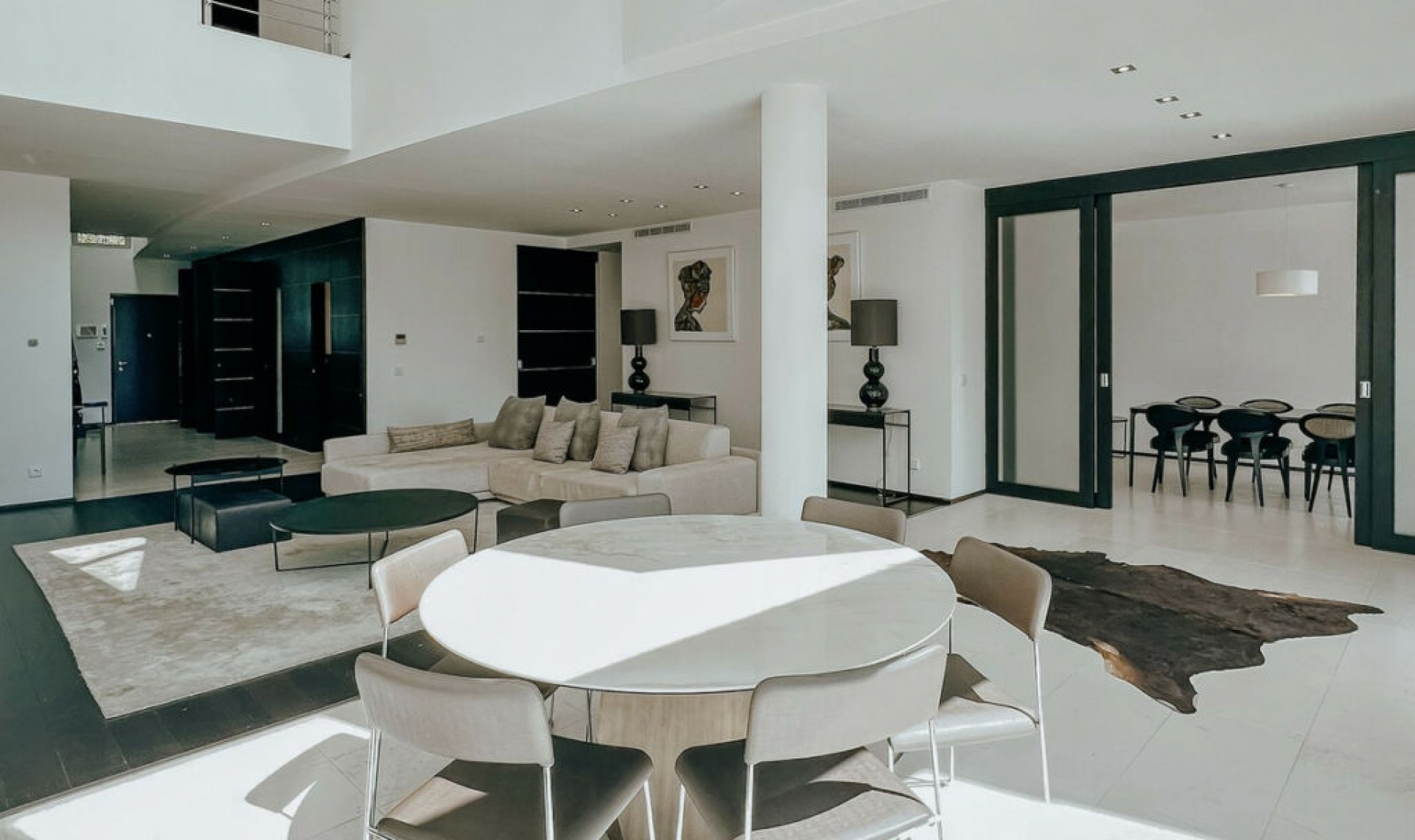 Resale - House -
Sierra Blanca