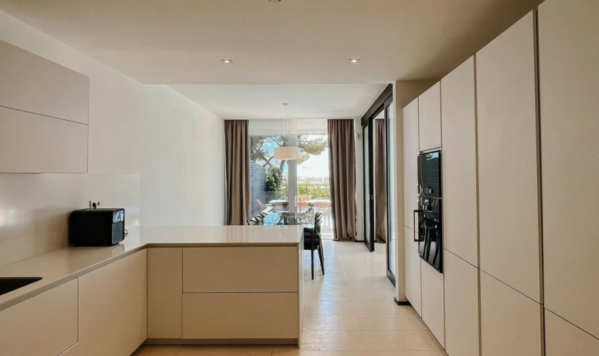 Resale - House -
Sierra Blanca