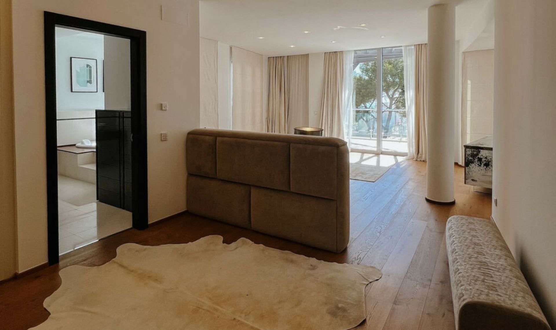 Resale - House -
Sierra Blanca