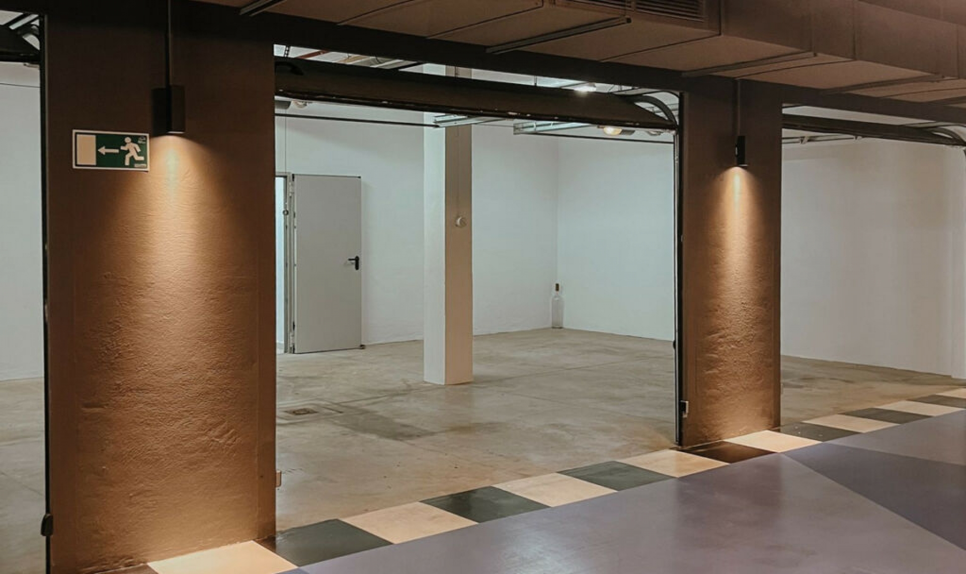 Resale - House -
Sierra Blanca