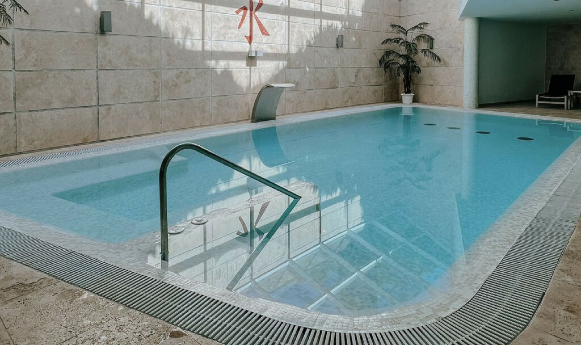 Resale - House -
Sierra Blanca