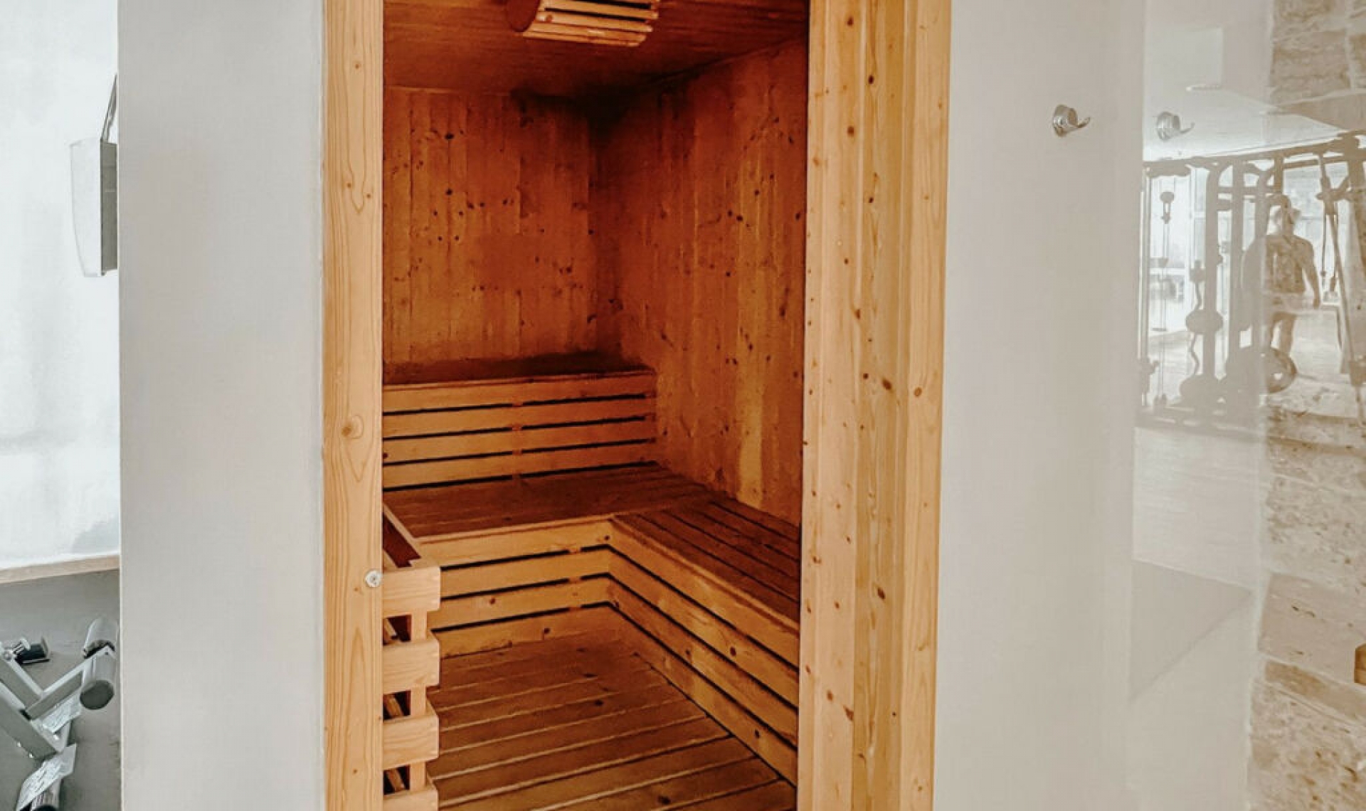 Resale - House -
Sierra Blanca