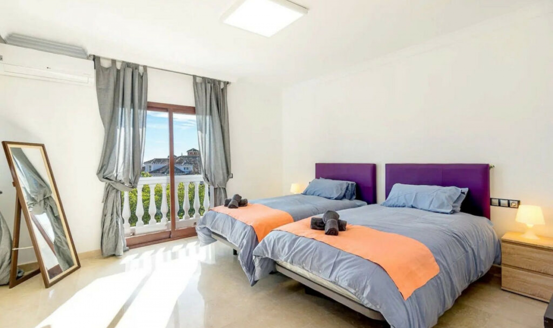 Resale - House -
Sierrezuela