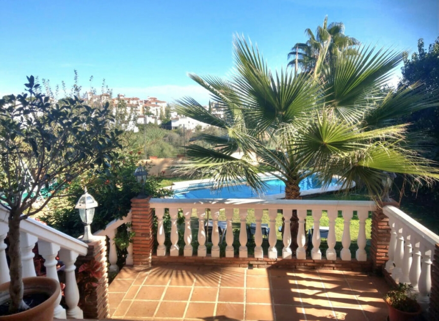 Resale - House -
Sierrezuela