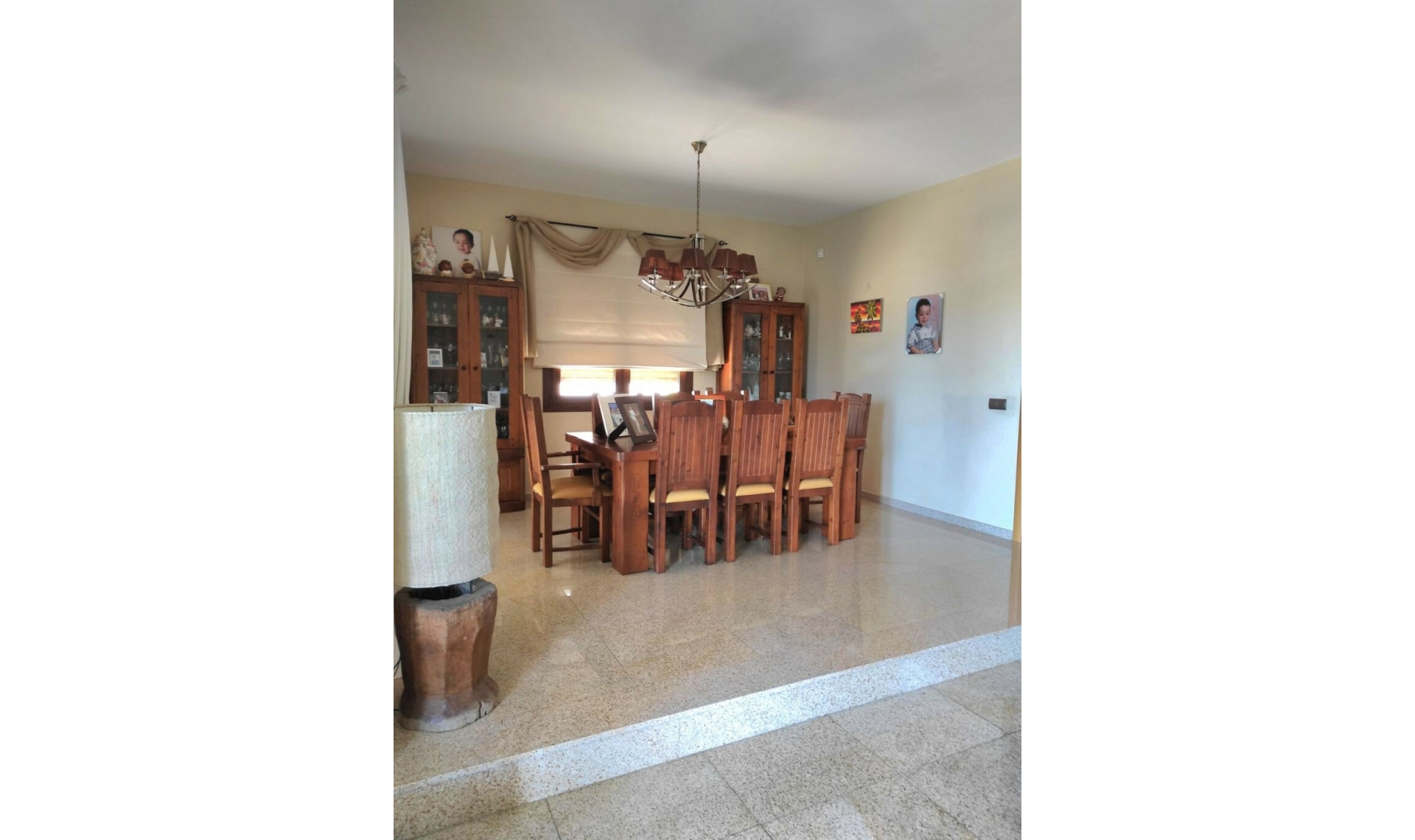 Resale - House -
Sierrezuela